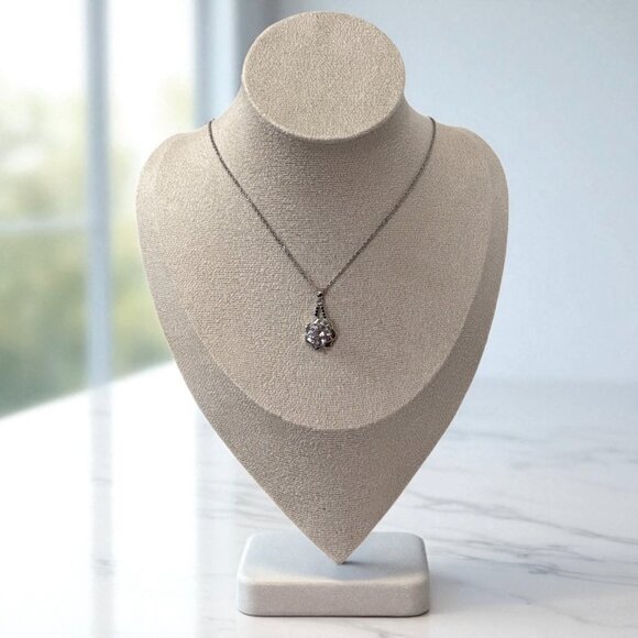 Flower Silver Elegant Women Silver Sterling Necklace - Picture 2 of 6